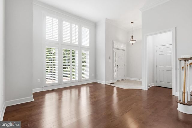 728 VESTAL ST, Woodbridge, VA 22191