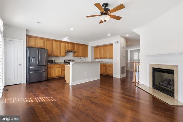 728 VESTAL ST, Woodbridge, VA 22191