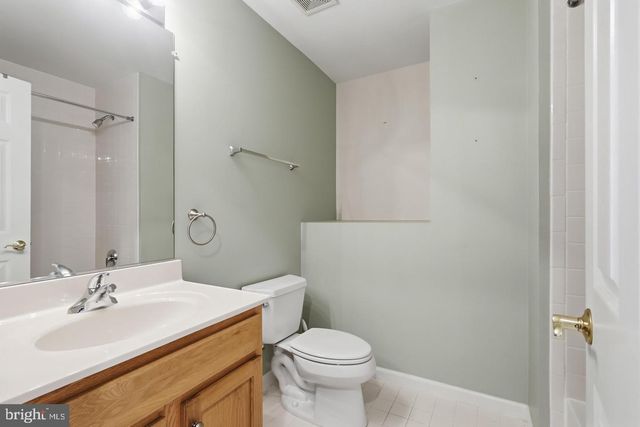 728 VESTAL ST, Woodbridge, VA 22191