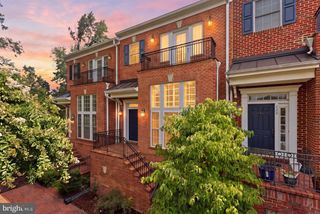 728 VESTAL ST, Woodbridge, VA 22191