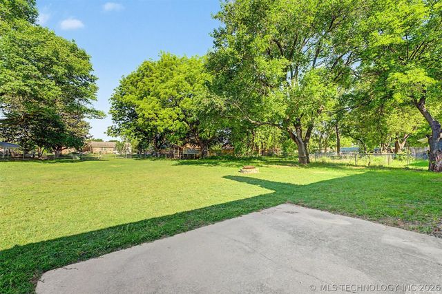 13018 S 79th East Avenue, Bixby, OK 74008