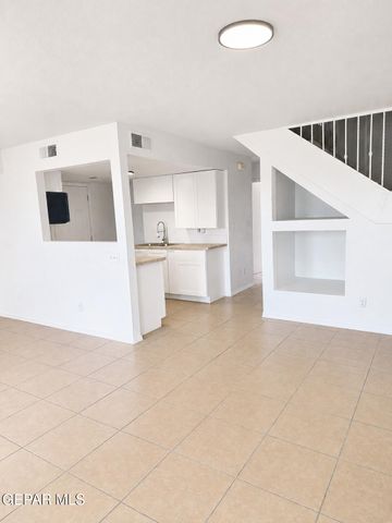 10270 VALLE DEL SOL Drive, El Paso, TX 79924