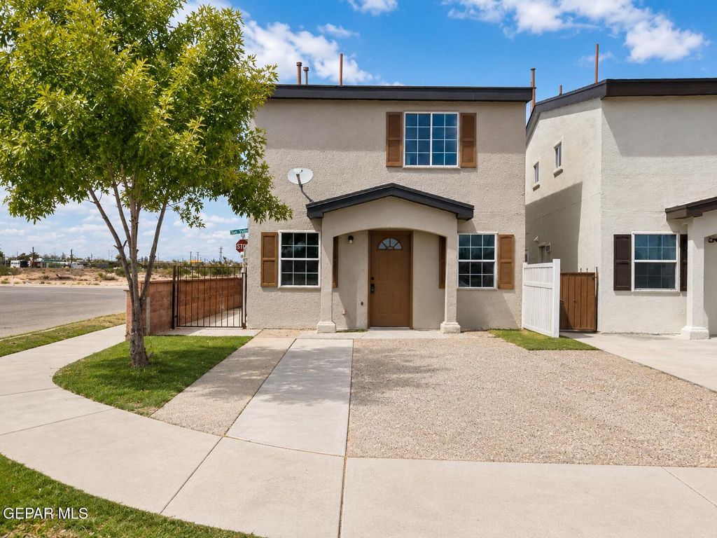 10270 VALLE DEL SOL Drive, El Paso, TX 79924