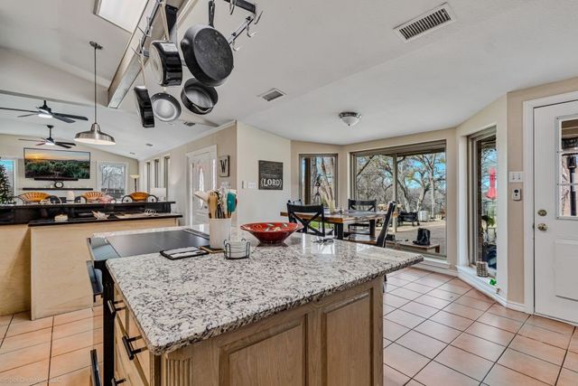 1646 Walnut Street, Grand Prairie, TX 75050