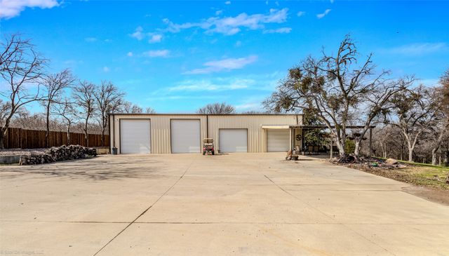1646 Walnut Street, Grand Prairie, TX 75050