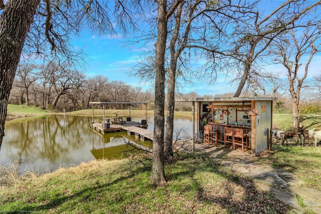 1646 Walnut Street, Grand Prairie, TX 75050