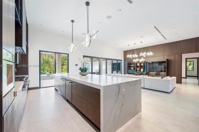 11600 SW 77th Ave, Pinecrest, FL 33156