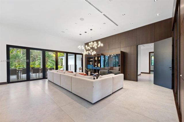 11600 SW 77th Ave, Pinecrest, FL 33156