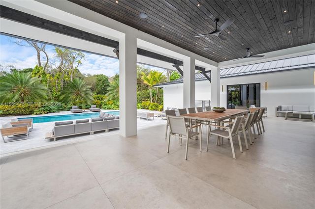 11600 SW 77th Ave, Pinecrest, FL 33156