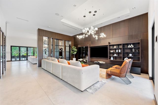 11600 SW 77th Ave, Pinecrest, FL 33156