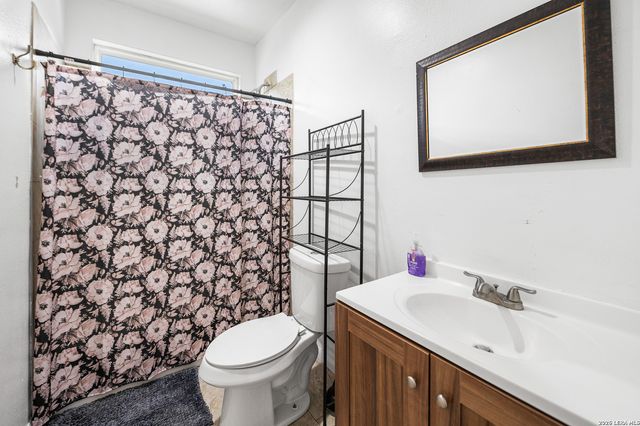 22914 Skila Dr, Elmendorf, TX 78112
