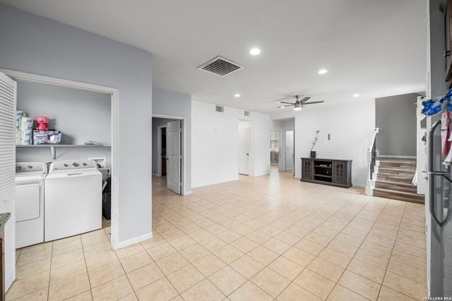22914 Skila Dr, Elmendorf, TX 78112