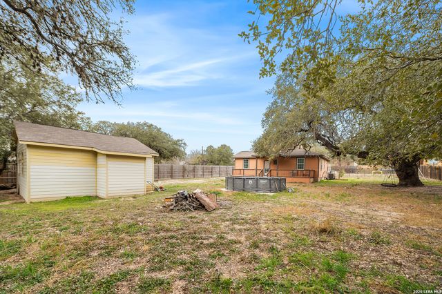 22914 Skila Dr, Elmendorf, TX 78112