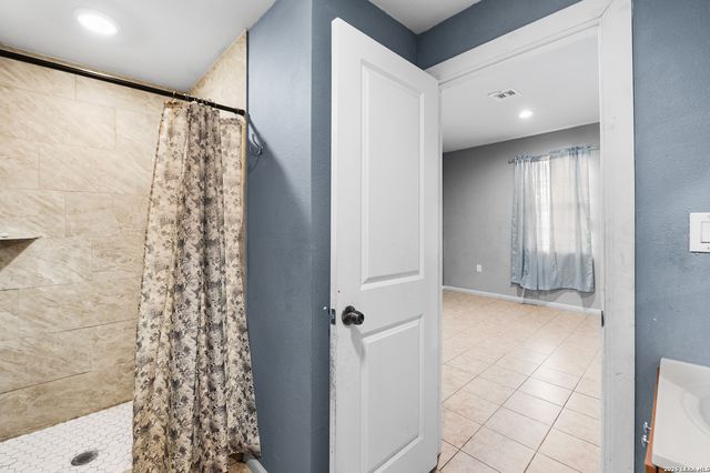 22914 Skila Dr, Elmendorf, TX 78112