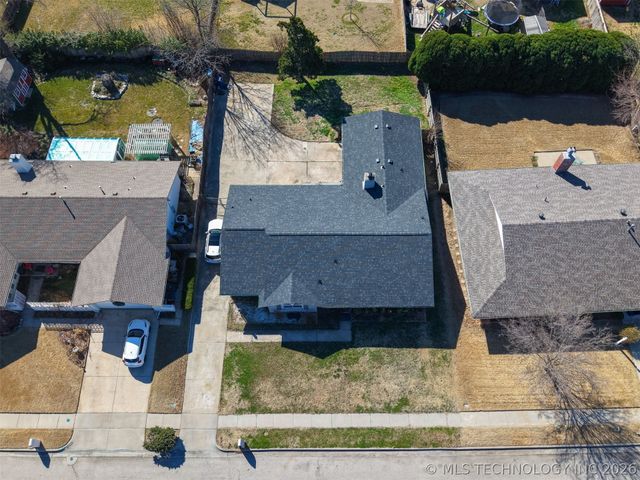 6820 E 48th Street, Tulsa, OK 74145