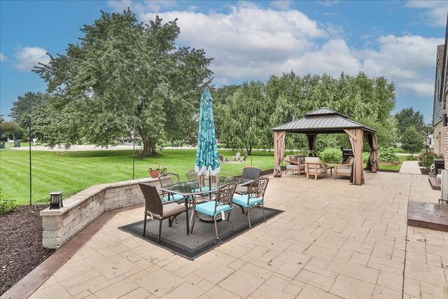 33838 N Christa Drive, Ingleside, IL 60041