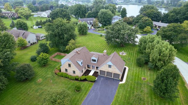 33838 N Christa Drive, Ingleside, IL 60041
