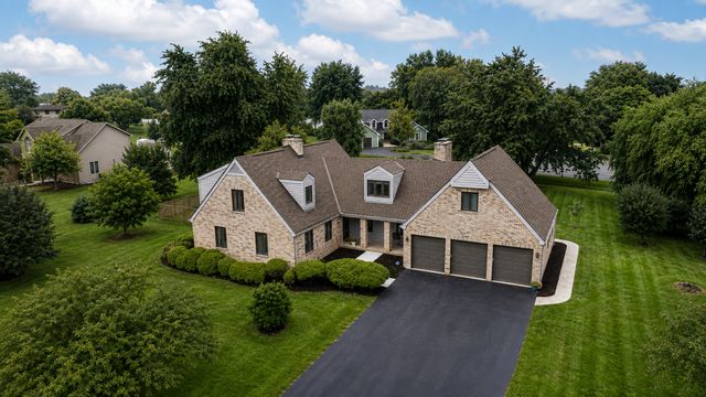 33838 N Christa Drive, Ingleside, IL 60041