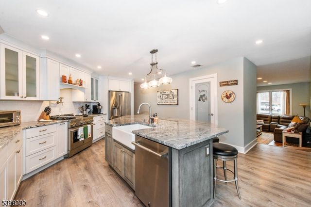 159 Kiel Ave, Kinnelon Boro, NJ 07405