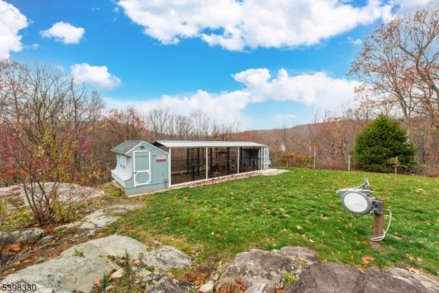 159 Kiel Ave, Kinnelon Boro, NJ 07405