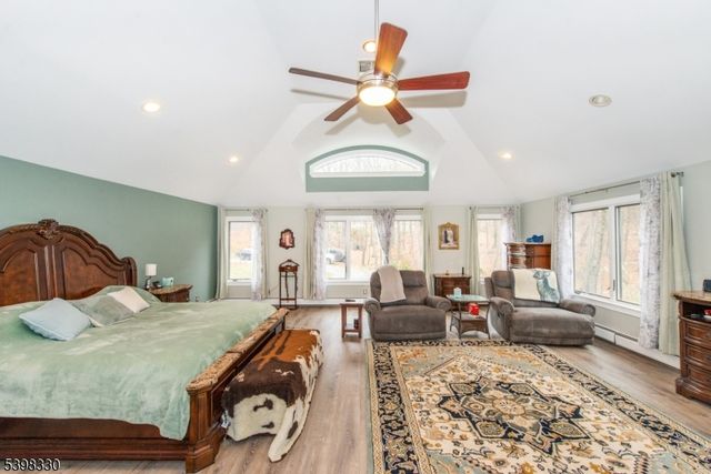 159 Kiel Ave, Kinnelon Boro, NJ 07405