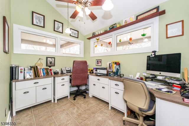 159 Kiel Ave, Kinnelon Boro, NJ 07405