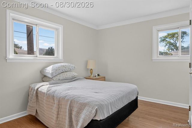 2565 Norwood Road, Trenton, MI 48183