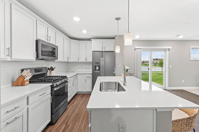 8778 Parkington Avenue NE, Otsego, MN 55330