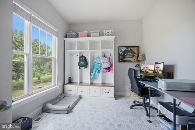 6722 ECKERT CT, Warrenton, VA 20187
