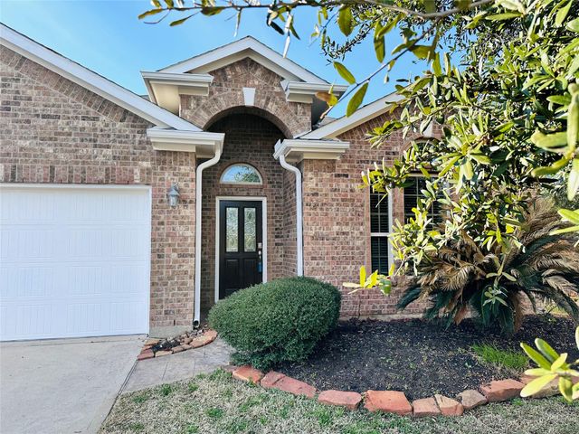 25827 Rustica Drive, Tomball, TX 77375