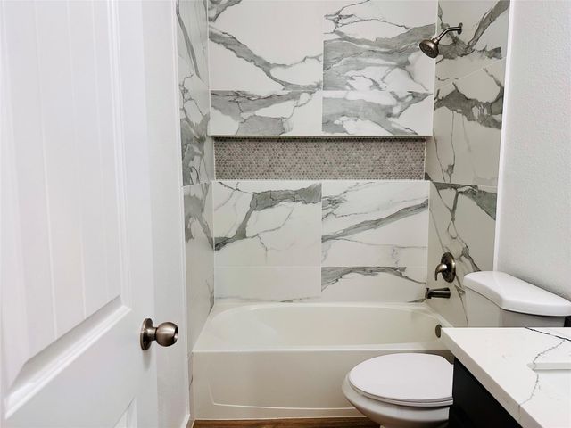 25827 Rustica Drive, Tomball, TX 77375