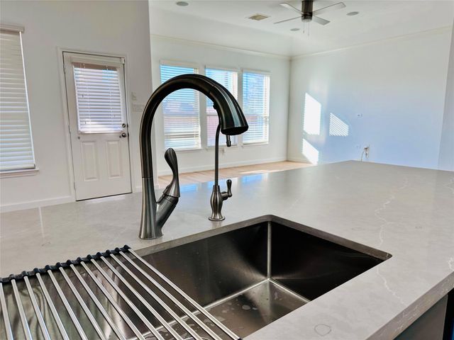 25827 Rustica Drive, Tomball, TX 77375