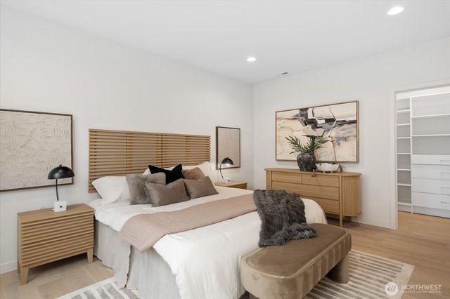 278 118th Avenue SE, Bellevue, WA 98005