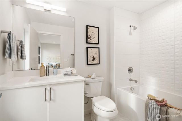 278 118th Avenue SE, Bellevue, WA 98005