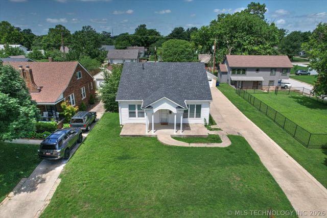 1608 S Knoxville Avenue, Tulsa, OK 74112