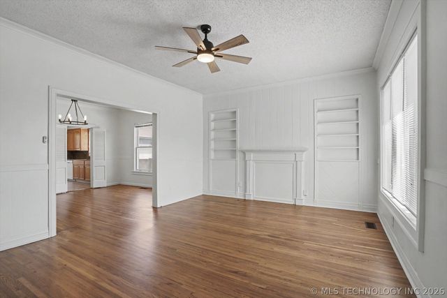 1608 S Knoxville Avenue, Tulsa, OK 74112