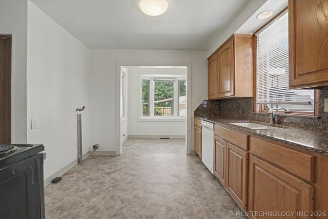 1608 S Knoxville Avenue, Tulsa, OK 74112