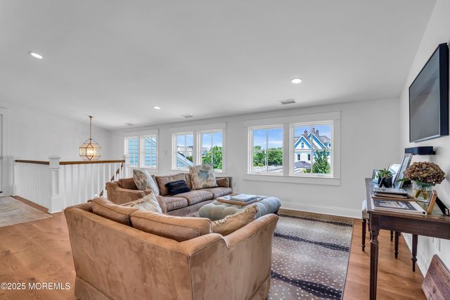 118 Warren Avenue, Spring Lake, NJ 07762