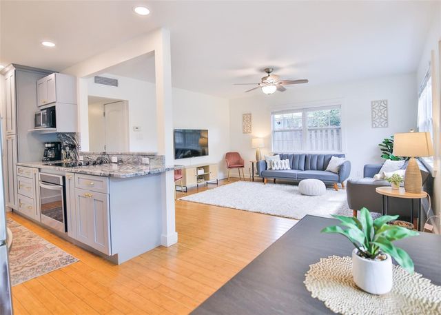 2181 HYDE PARK STREET, Sarasota, FL 34239