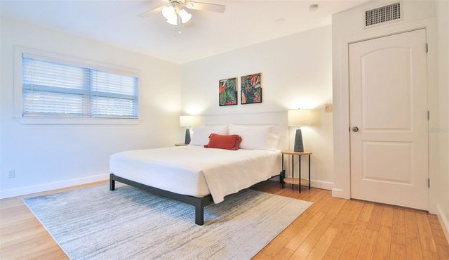 2181 HYDE PARK STREET, Sarasota, FL 34239