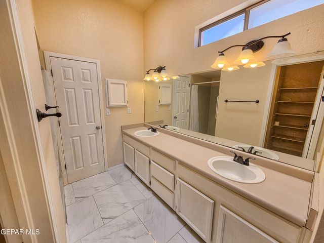 12057 AUTUMN GATE Drive, El Paso, TX 79936