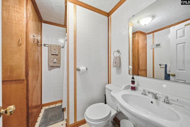 1903 Lakeshore Road, Camden, SC 29020