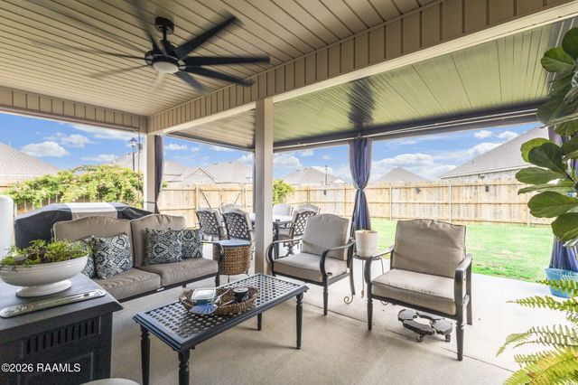 1806 Highland Drive, New Iberia, LA 70560