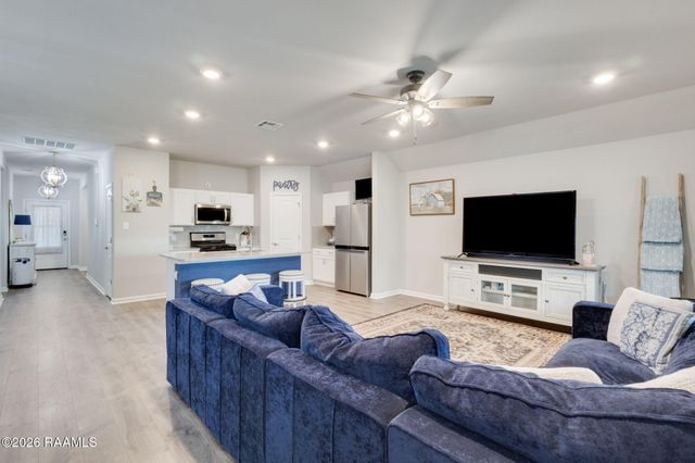 1806 Highland Drive, New Iberia, LA 70560