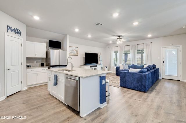 1806 Highland Drive, New Iberia, LA 70560