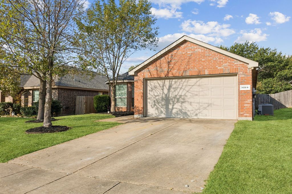 1214 Cottonwood Trail, Anna, TX 75409