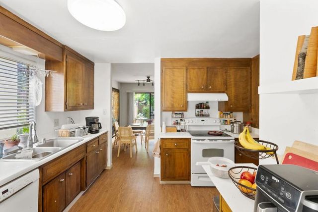 2005 Parrott Drive, San Mateo, CA 94402