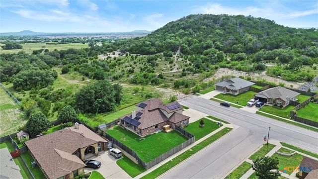 6302 Great Divide Road, Killeen, TX 76549