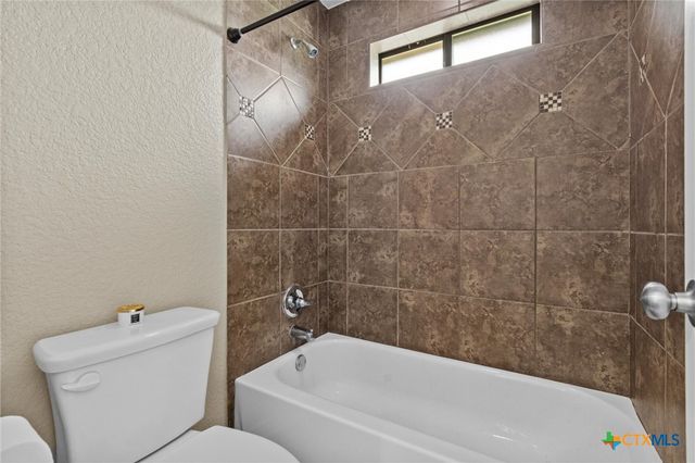 6302 Great Divide Road, Killeen, TX 76549