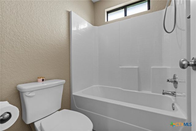 6302 Great Divide Road, Killeen, TX 76549